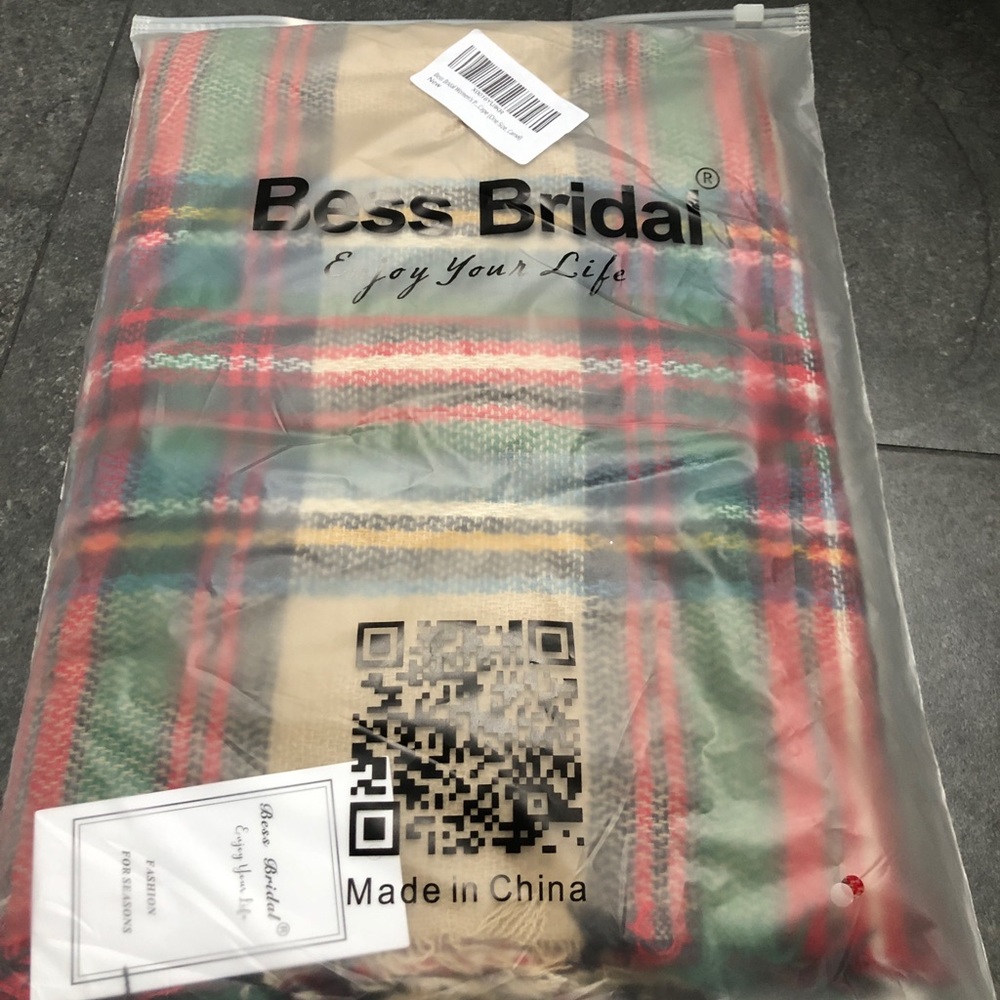 Packaged plaid scarf